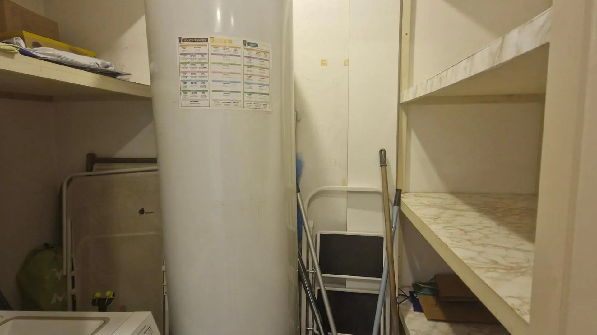 Apartment Appartement Climatise Avec Terrasse Et Parking Pres Du Centre-Ville De Sainte-Maxime - Fr-1-780-84 France